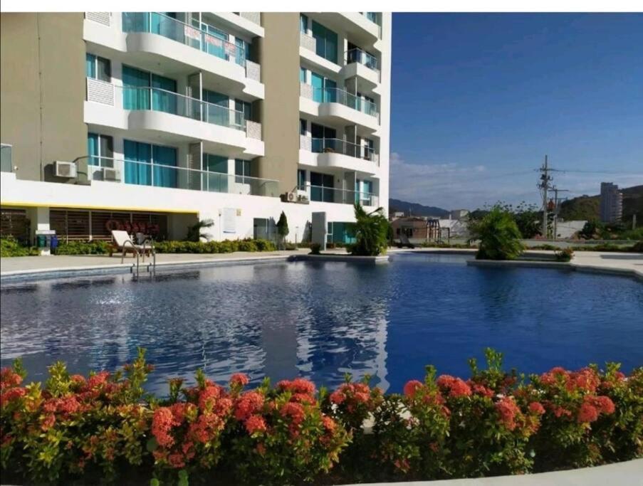Apartamento Moderno - Sector Playa Salguero -