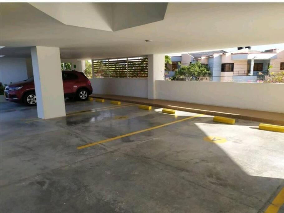 Moderno - Sector Playa Salguero -