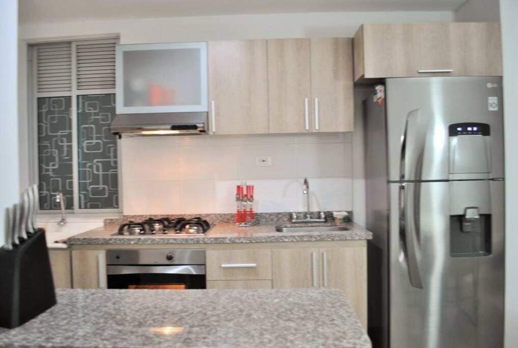 Moderno - Sector Playa Salguero - Apartamento Santa Marta (Magdalena)